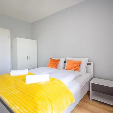 Na Letniej, Myweek Apartment *