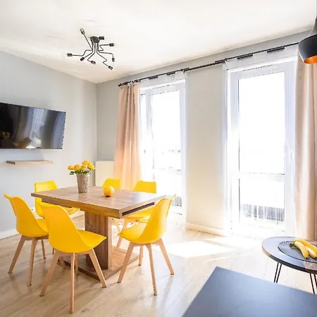 Apartment Na Letniej, Myweek